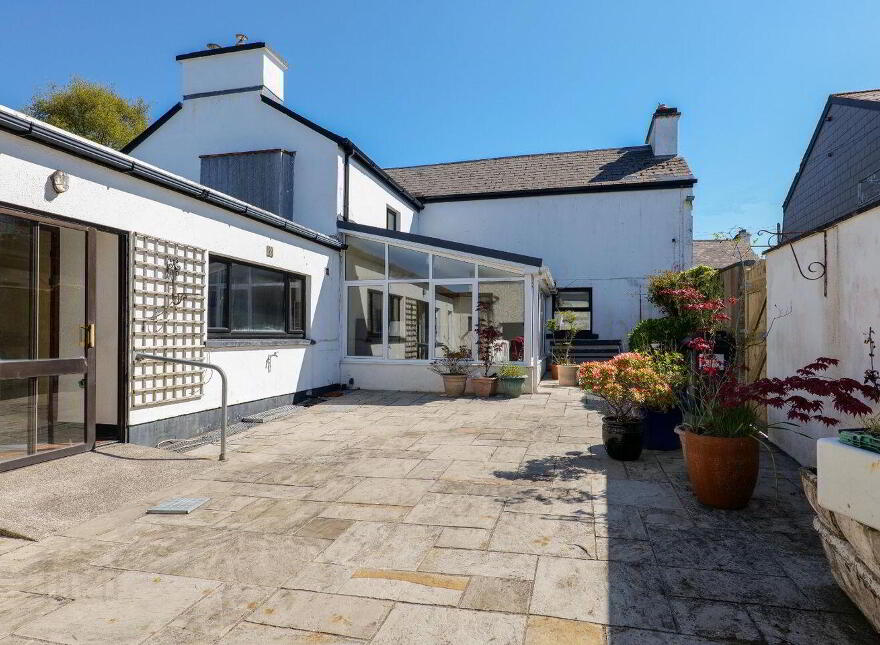 Camp Street, Oughterard, H91HY0Y