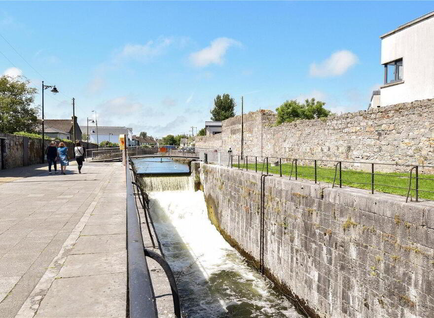 6 New Road, Galway City Centre, H91FW2N