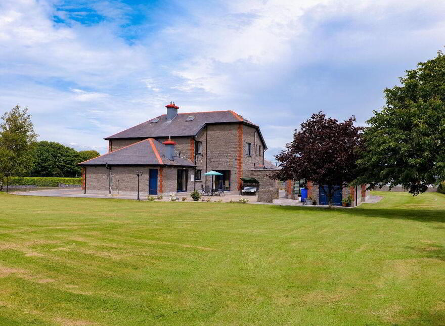 School Road, Carnmore, Clennascaul, H91W8N3