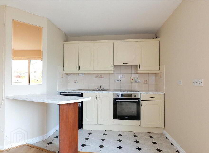 2 Madeira Island House, Mill Street, Galway City Centre, H91VP71