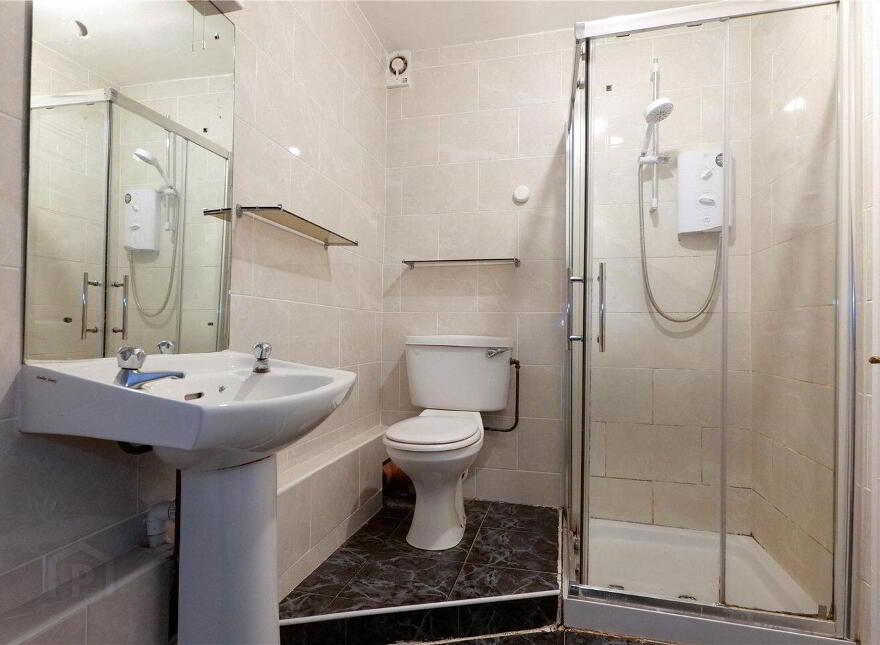 2 Madeira Island House, Mill Street, Galway City Centre, H91VP71