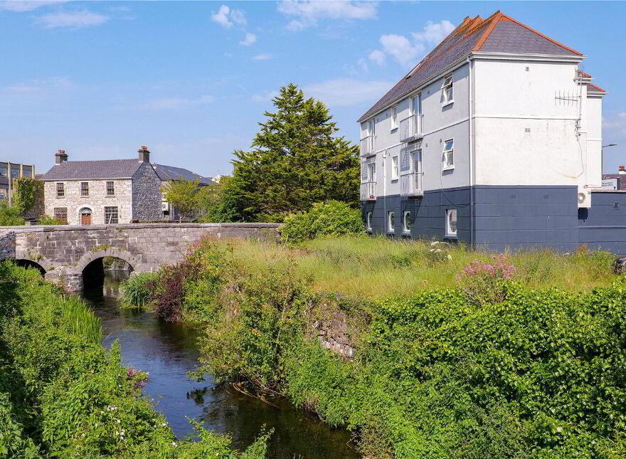 2 Madeira Island House, Mill Street, Galway City Centre, H91VP71