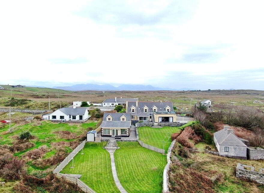 Murlach Lodge, Ballyconneely, Clifden, H71Y438