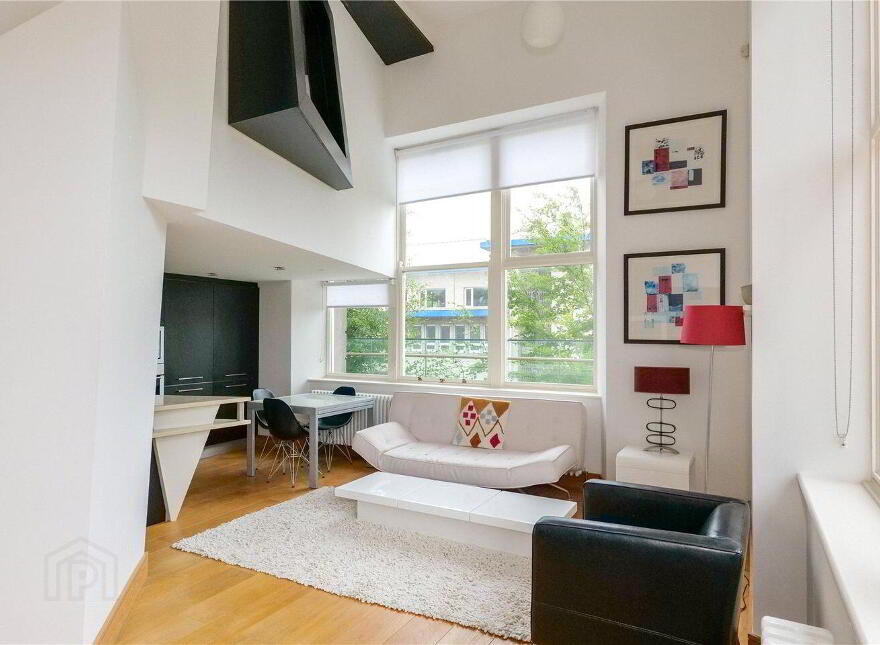 8 Mount Eaton House, Taylors Hill Road, Taylor's Hill, H91RY84