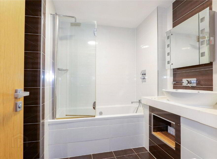 8 Mount Eaton House, Taylors Hill Road, Taylor's Hill, H91RY84