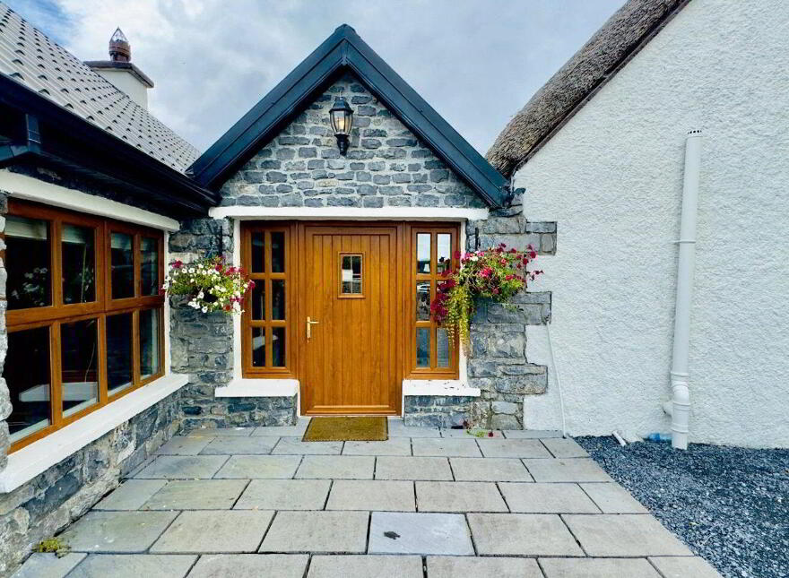 Oak Cottage, Lisheenoran, Annaghdown, H91EHP9