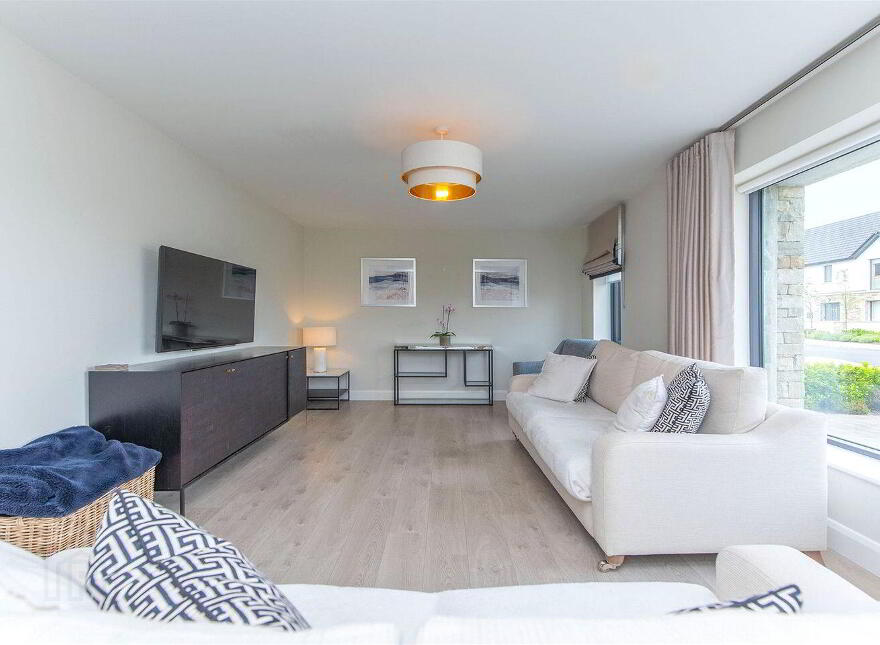 1 Sli Na Craoibhe, Clybaun Road, Knocknacarra, H9171X9