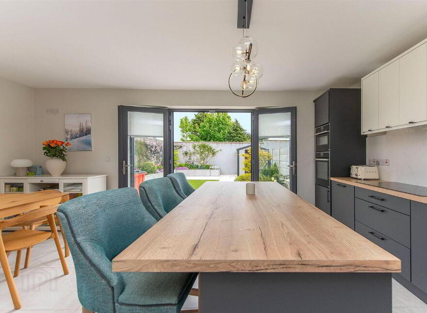 1 Sli Na Craoibhe, Clybaun Road, Knocknacarra, H9171X9