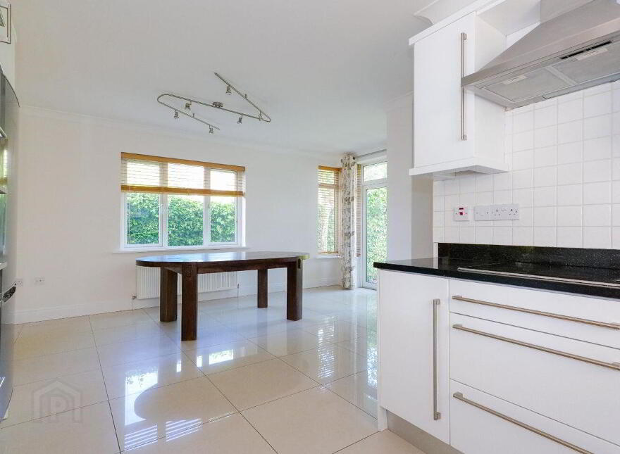 2 Clybaun Close, Clybaun Road, Knocknacarra, H91CTY3