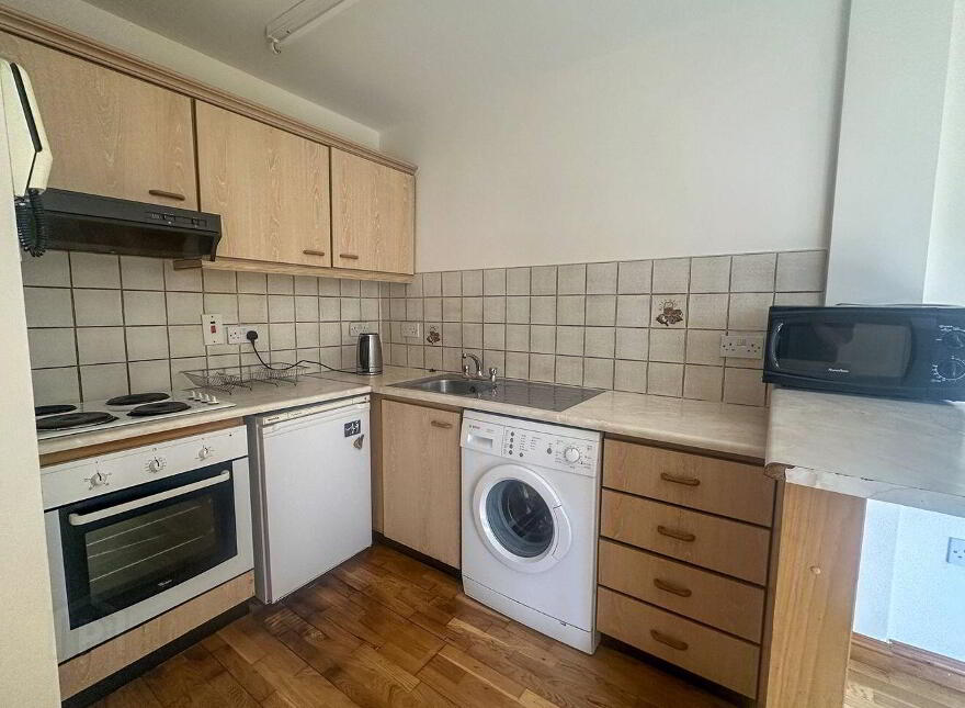 6 Lane House, Cross Street Upper, Galway City Centre, H91HV22