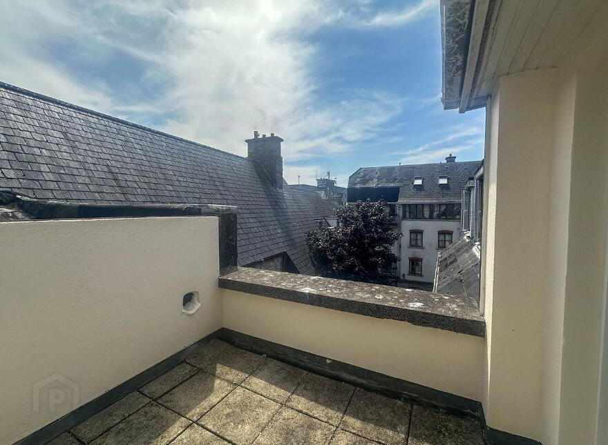 6 Lane House, Cross Street Upper, Galway City Centre, H91HV22
