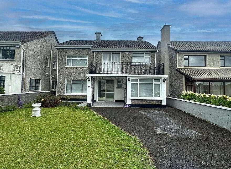 12 Glenina Heights, Dublin Road, Renmore, H91DE9W
