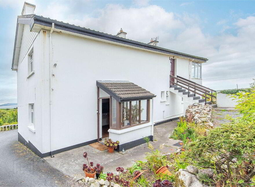 Duirling Bán, New Village, Barna, H91YHT0