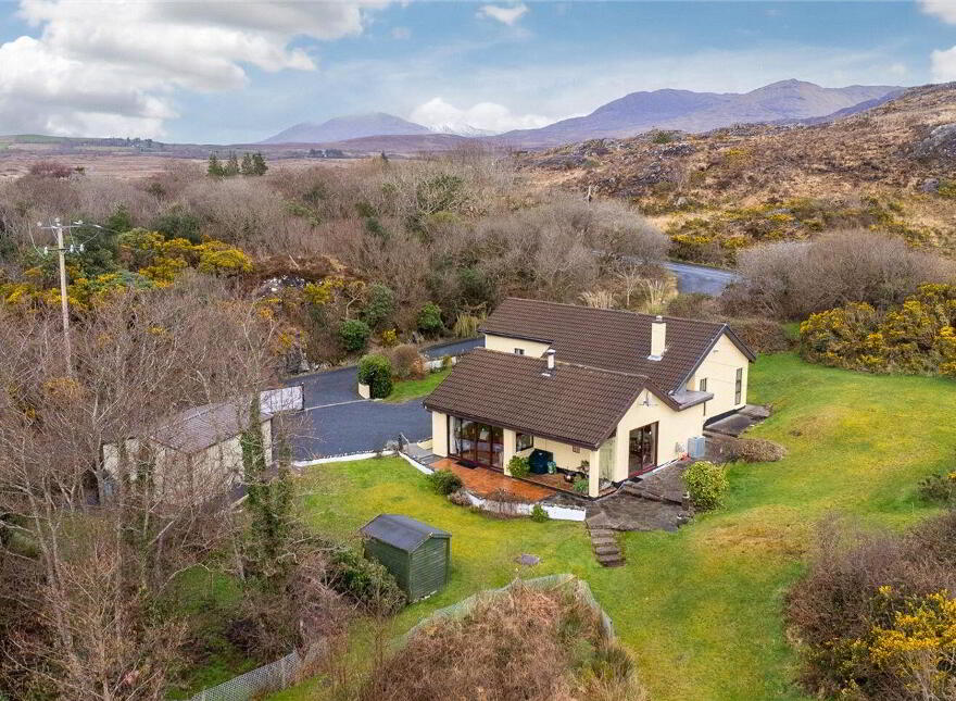 Lake Cottage, Dawros More, Connemara, Letterfrack, H91A7X0