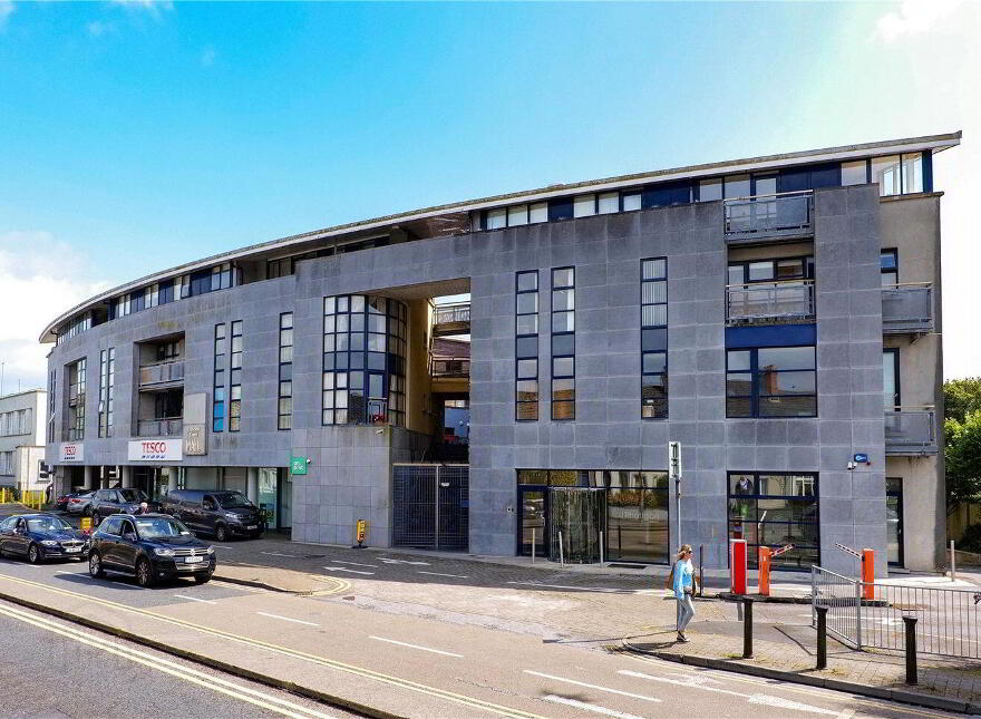 33 Crescent Court, Father Griffin Road, Galway City Centre, H91Y205