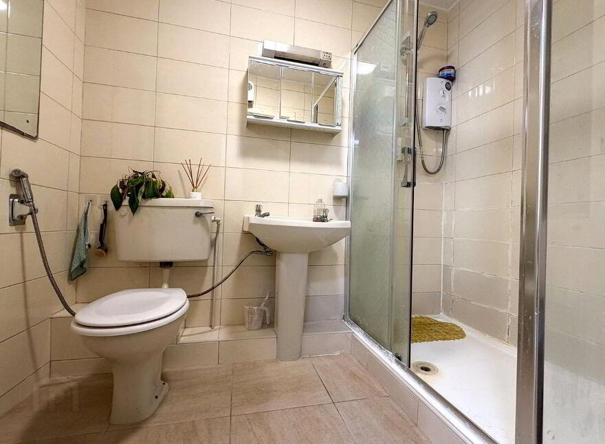 2 Martello Court, 75 Upper Newcastle Road, Newcastle, H91FD88