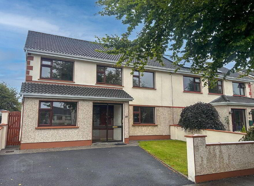 52 Lurgan Park, Renmore, H91D9YV