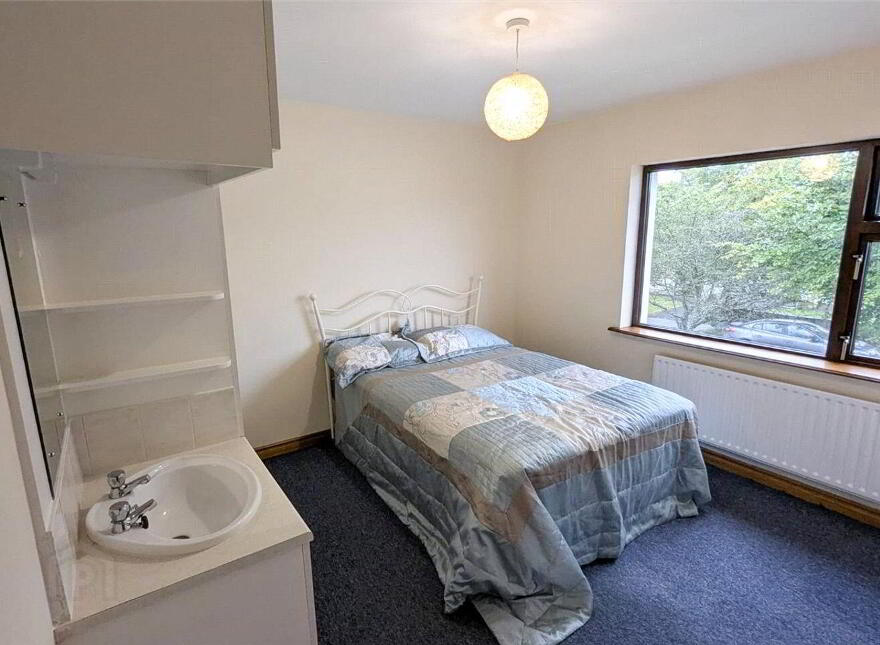 52 Lurgan Park, Renmore, H91D9YV