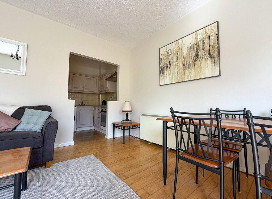 19 Gleann Noinin, College Road, Galway City Centre, H91K383