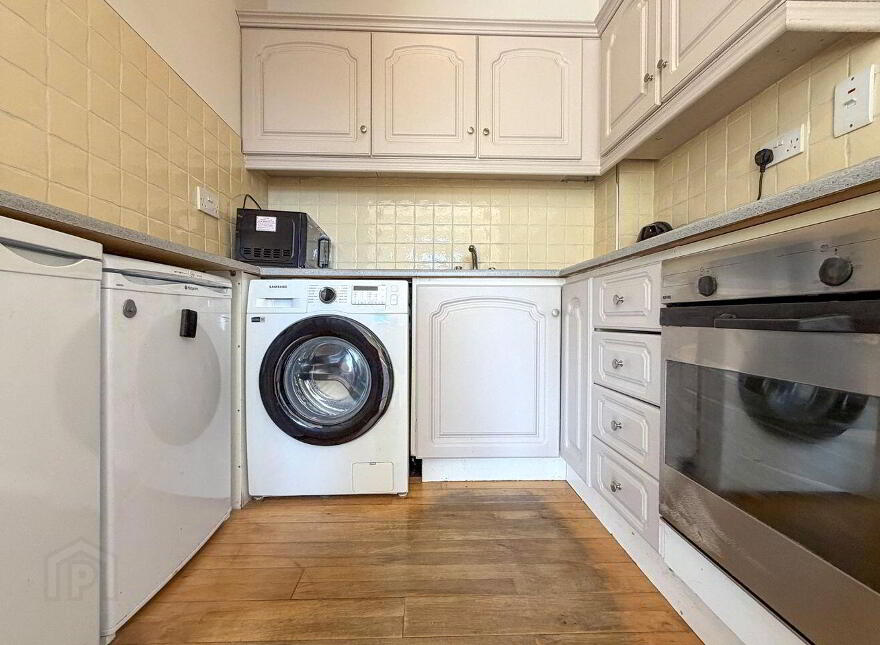 19 Gleann Noinin, College Road, Galway City Centre, H91K383