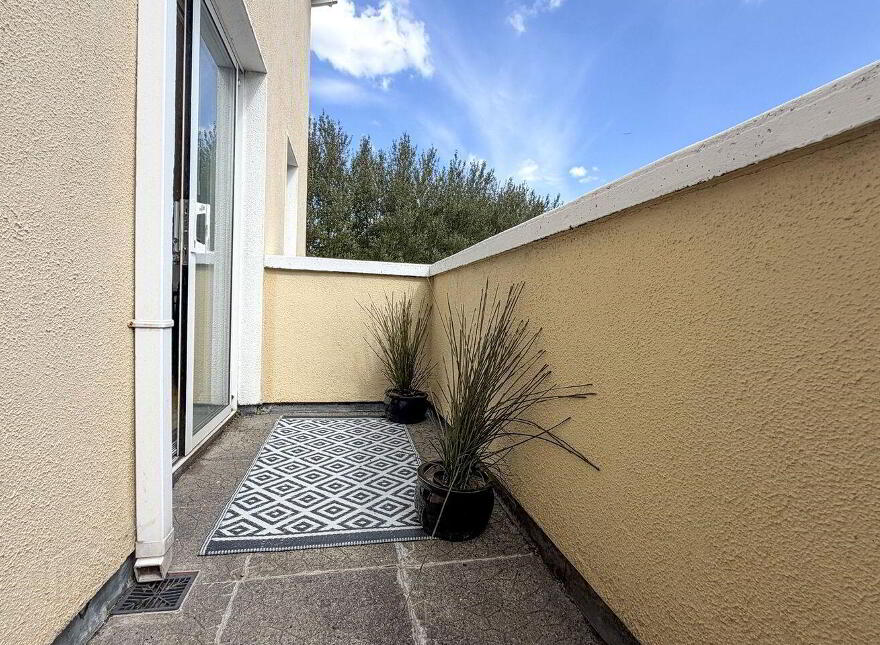 19 Gleann Noinin, College Road, Galway City Centre, H91K383