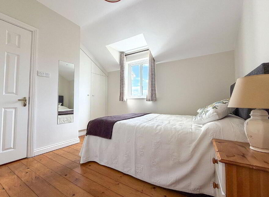 19 Gleann Noinin, College Road, Galway City Centre, H91K383