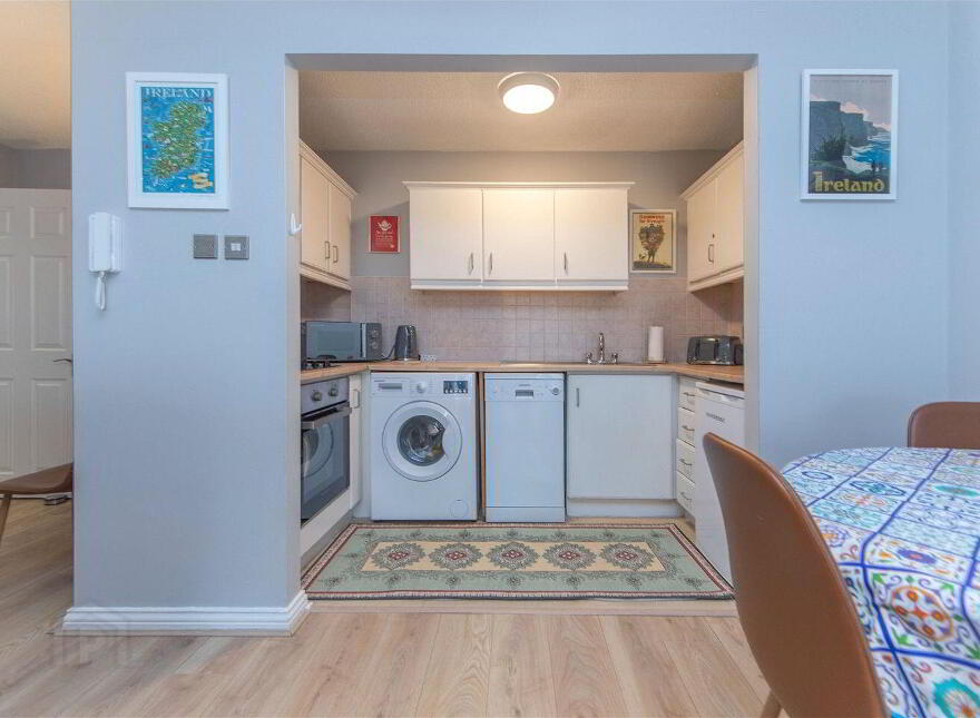 13 Arasain Na Mara, Grattan Road, Salthill, H91X7YC