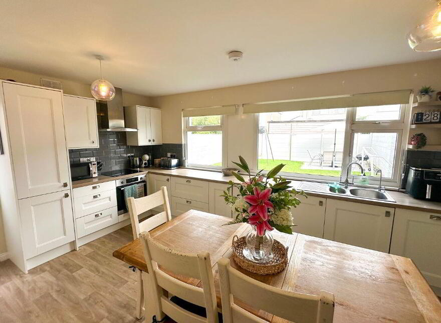 156 Rahylin Glebe, Ballybane, H91W0FD