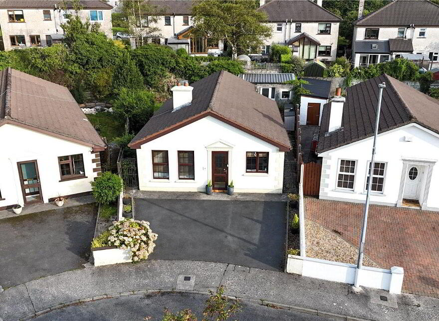 14 Crestwood, Coolough Road, Galway City, H91VK5H photo