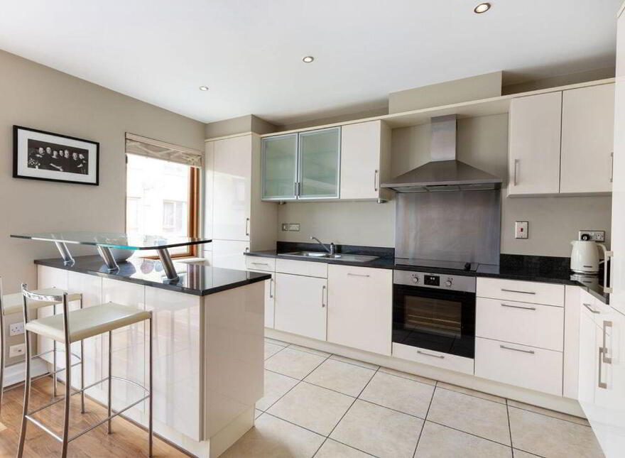 35 Auburn, Howth Road, Clontarf, Clontarf, D03XK16