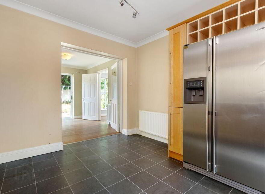13 Stradbrook Grove, Blackrock, Monkstown, A94T2W0
