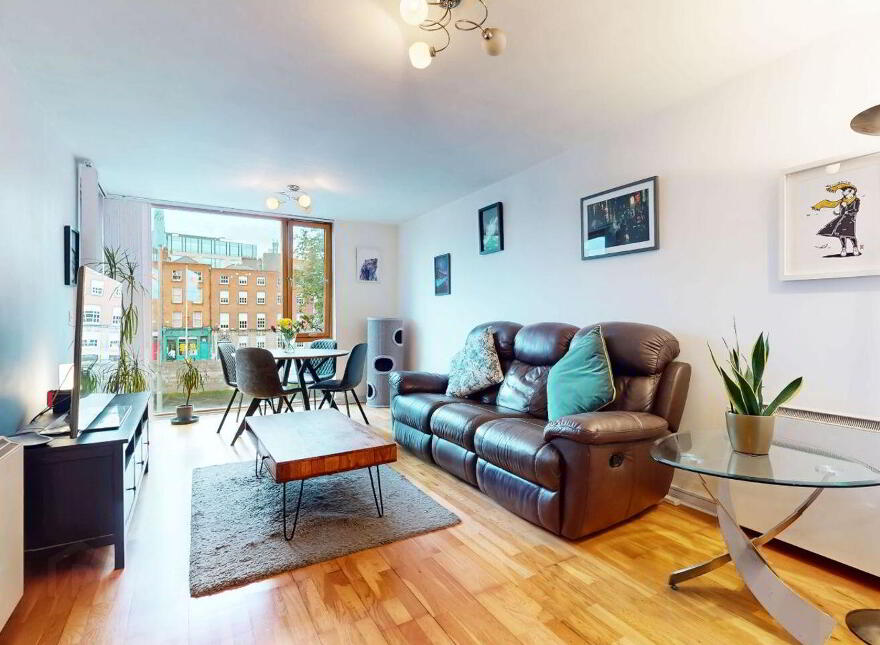 Apartment 8 Block A Mellowes Quay, Usher Street, Dublin 8, D08X654