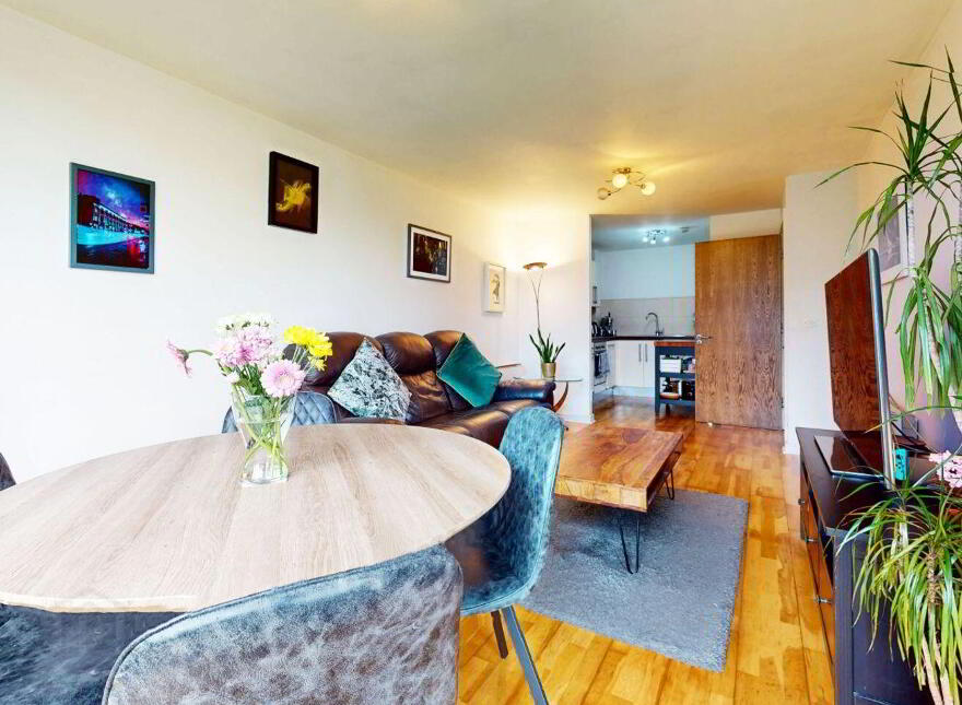 Apartment 8 Block A Mellowes Quay, Usher Street, Dublin 8, D08X654