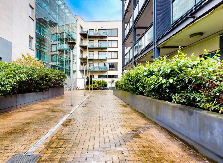 Apartment 8 Block A Mellowes Quay, Usher Street, Dublin 8, D08X654