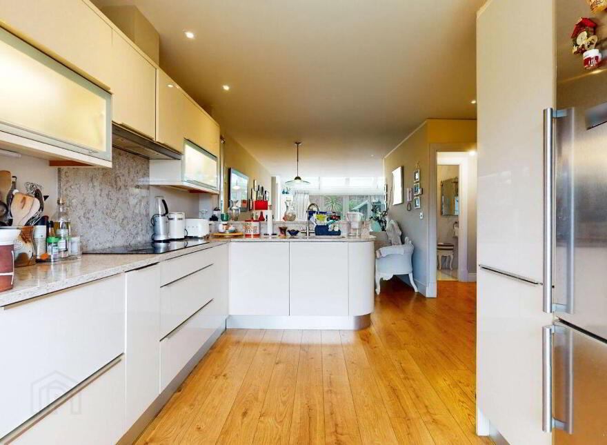 4 Sheil's Court, Main Street, Rathcoole, Rathcoole, D24X542