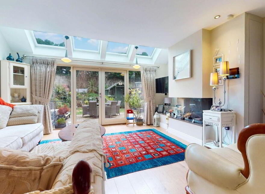 4 Sheil's Court, Main Street, Rathcoole, Rathcoole, D24X542