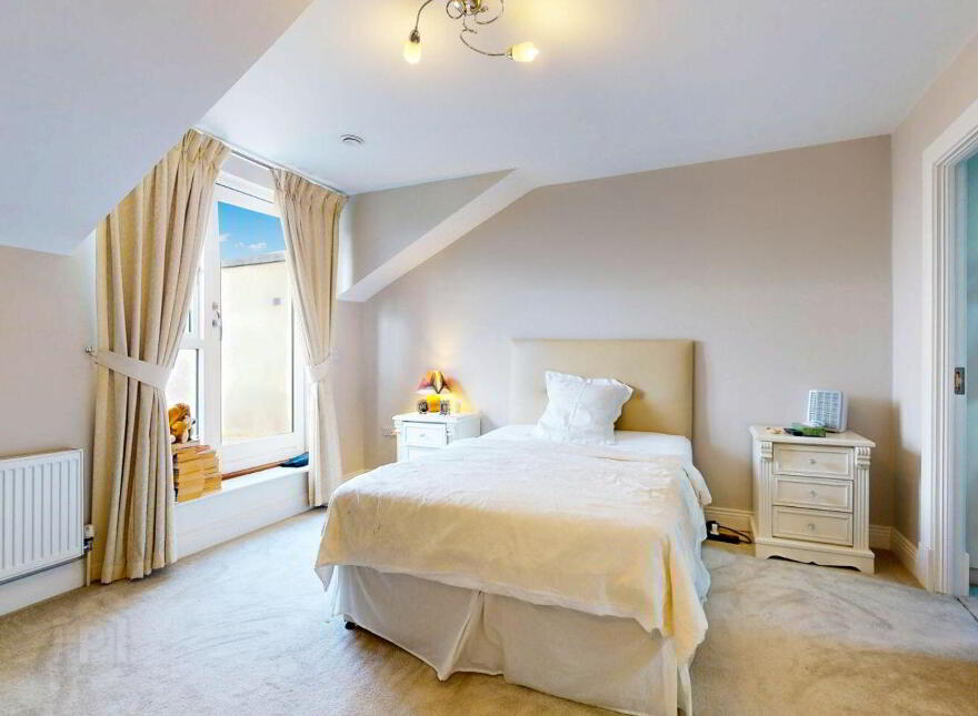 4 Sheil's Court, Main Street, Rathcoole, Rathcoole, D24X542