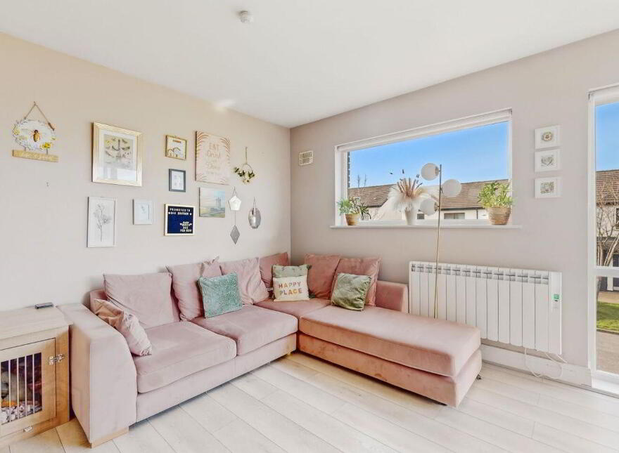 25 Hunters Hall, Hunterswood, Ballycullen, Ballycullen, D24N977