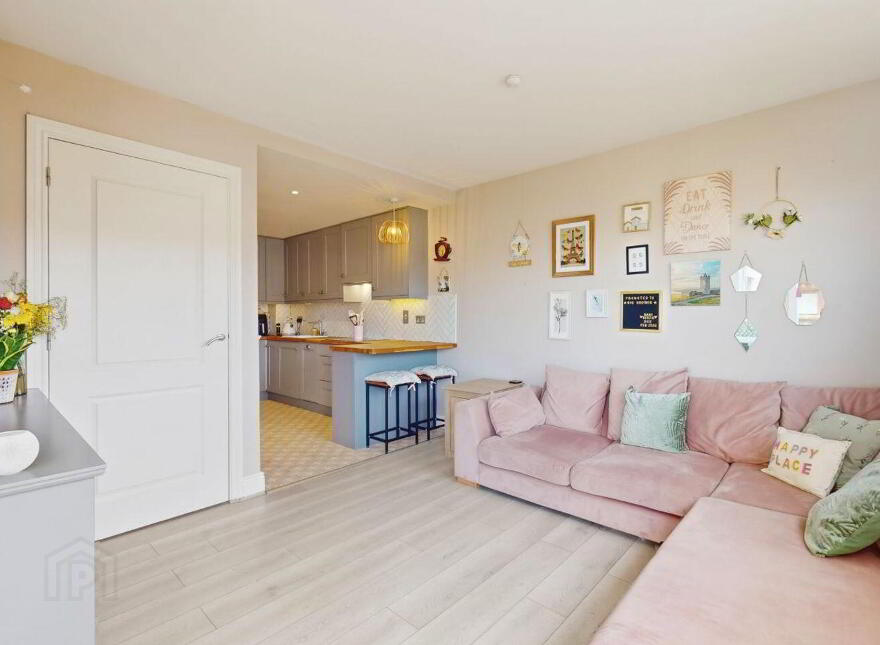25 Hunters Hall, Hunterswood, Ballycullen, Ballycullen, D24N977