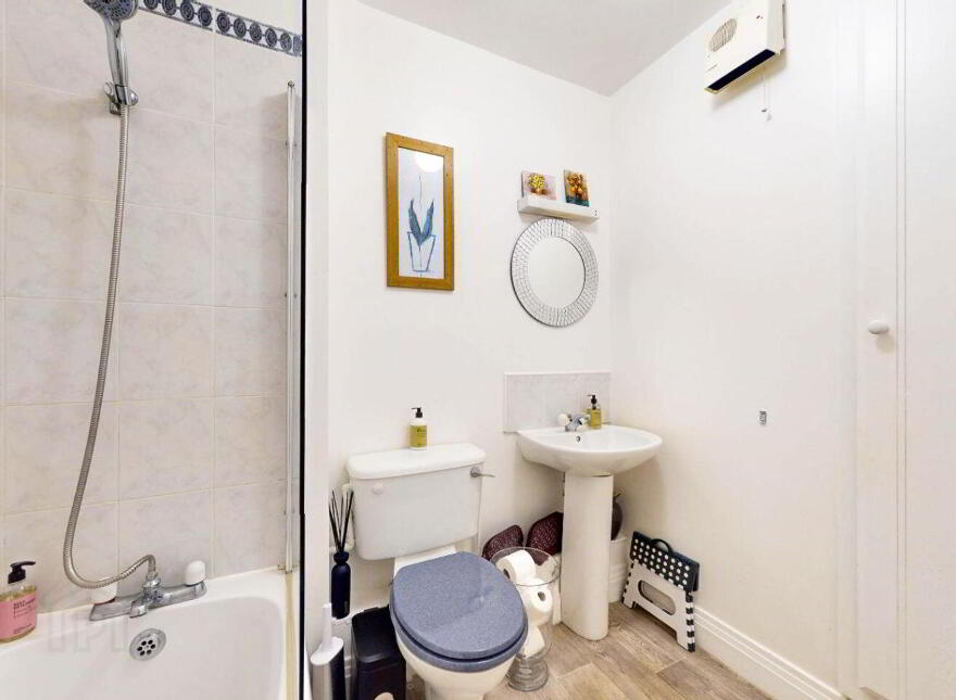 Apartment 218 Hampton Square, Navan Road ( D7), Navan Road (D7), D07N7FV