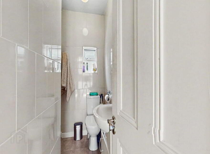 2 Bridge House, (, 4 Apartments Commercial) Main Street, Celbridge, W23FW9H
