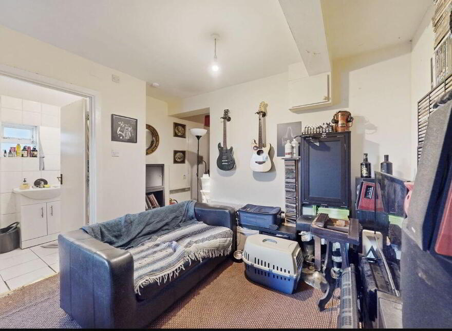 2 Bridge House, (, 4 Apartments Commercial) Main Street, Celbridge, W23FW9H