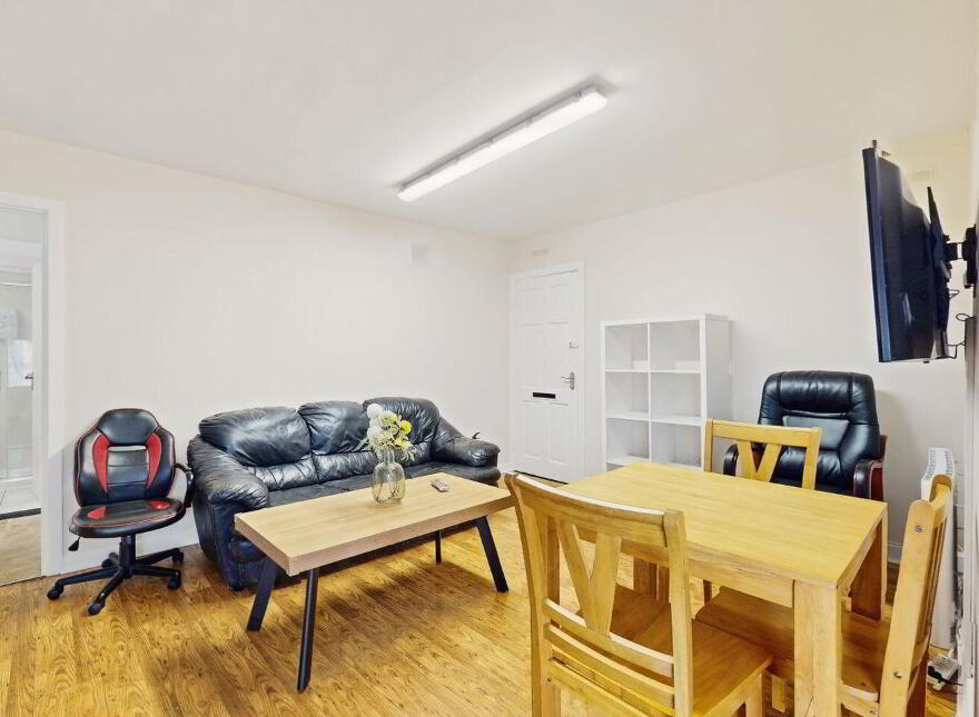 2 Bridge House, (, 4 Apartments Commercial) Main Street, Celbridge, W23FW9H