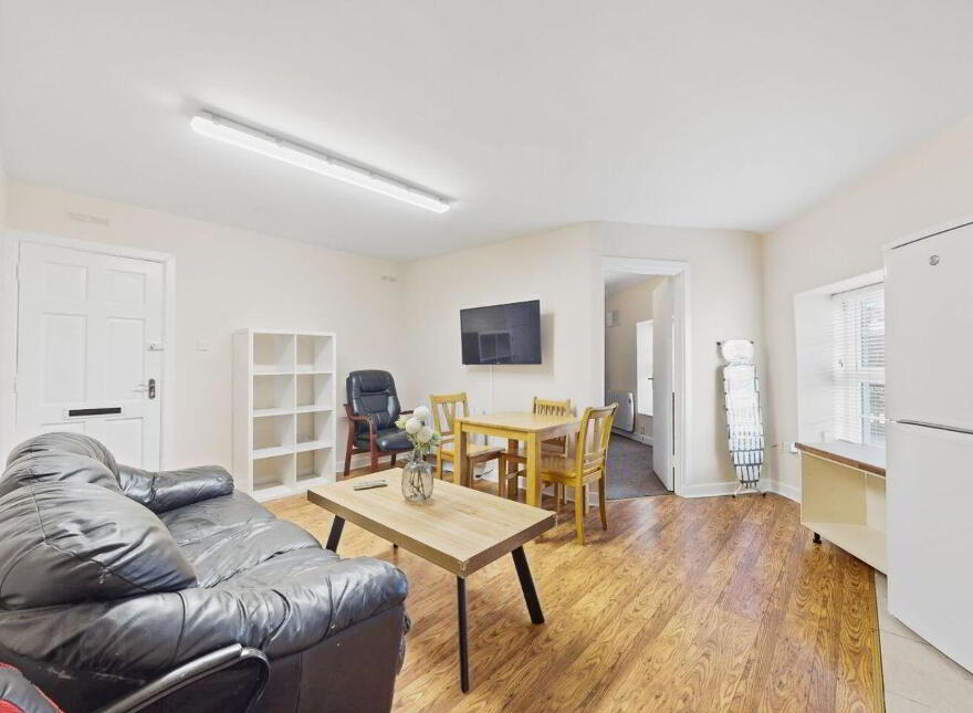 2 Bridge House, (, 4 Apartments Commercial) Main Street, Celbridge, W23FW9H