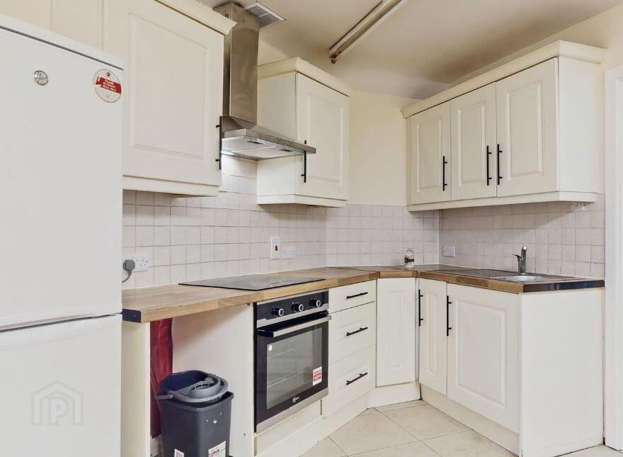 2 Bridge House, (, 4 Apartments Commercial) Main Street, Celbridge, W23FW9H