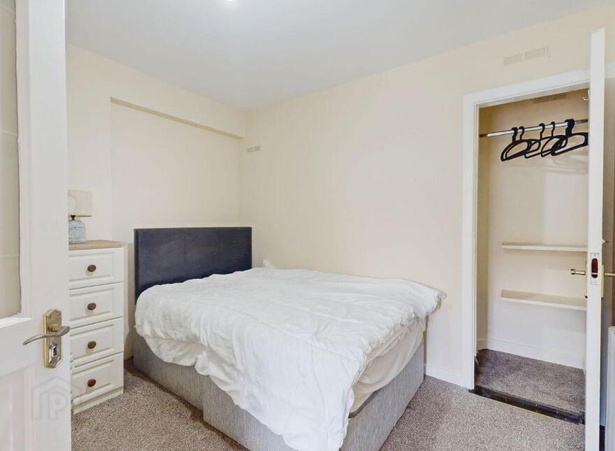 2 Bridge House, (, 4 Apartments Commercial) Main Street, Celbridge, W23FW9H
