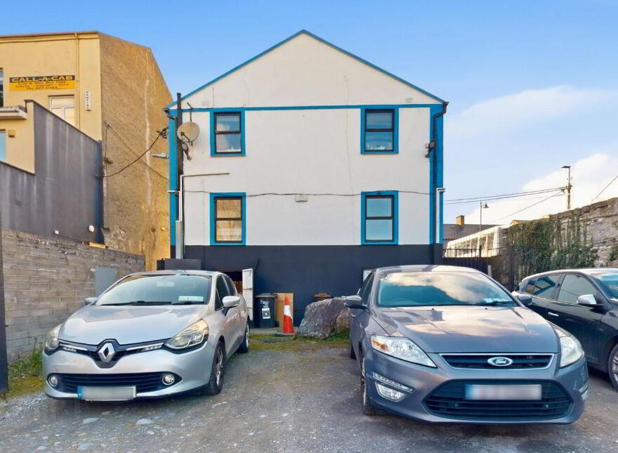 2 Bridge House, (, 4 Apartments Commercial) Main Street, Celbridge, W23FW9H