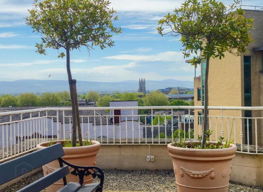 Apartment 179 The Berkeley Block Pembroke Square, Grand Canal Street, Dublin 4, D04XT38