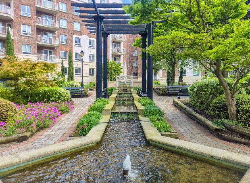 Apartment 179 The Berkeley Block Pembroke Square, Grand Canal Street, Dublin 4, D04XT38