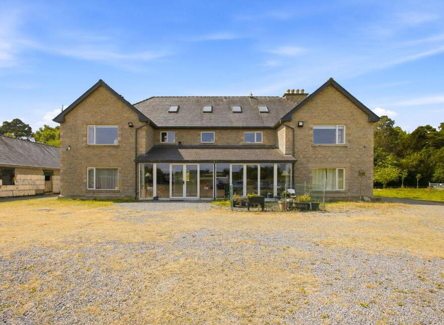 Tuckmilltown, (, Large Home On 3.7 Acres), Straffan, W23DK70